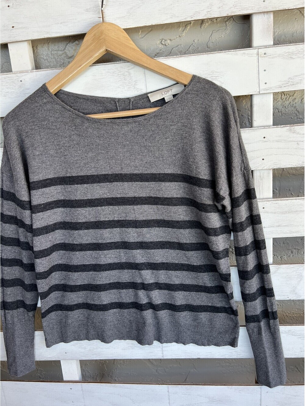 Loft Women’s Small Gray Striped Long Sleeve Round Neck Button Back Knit Shirt.